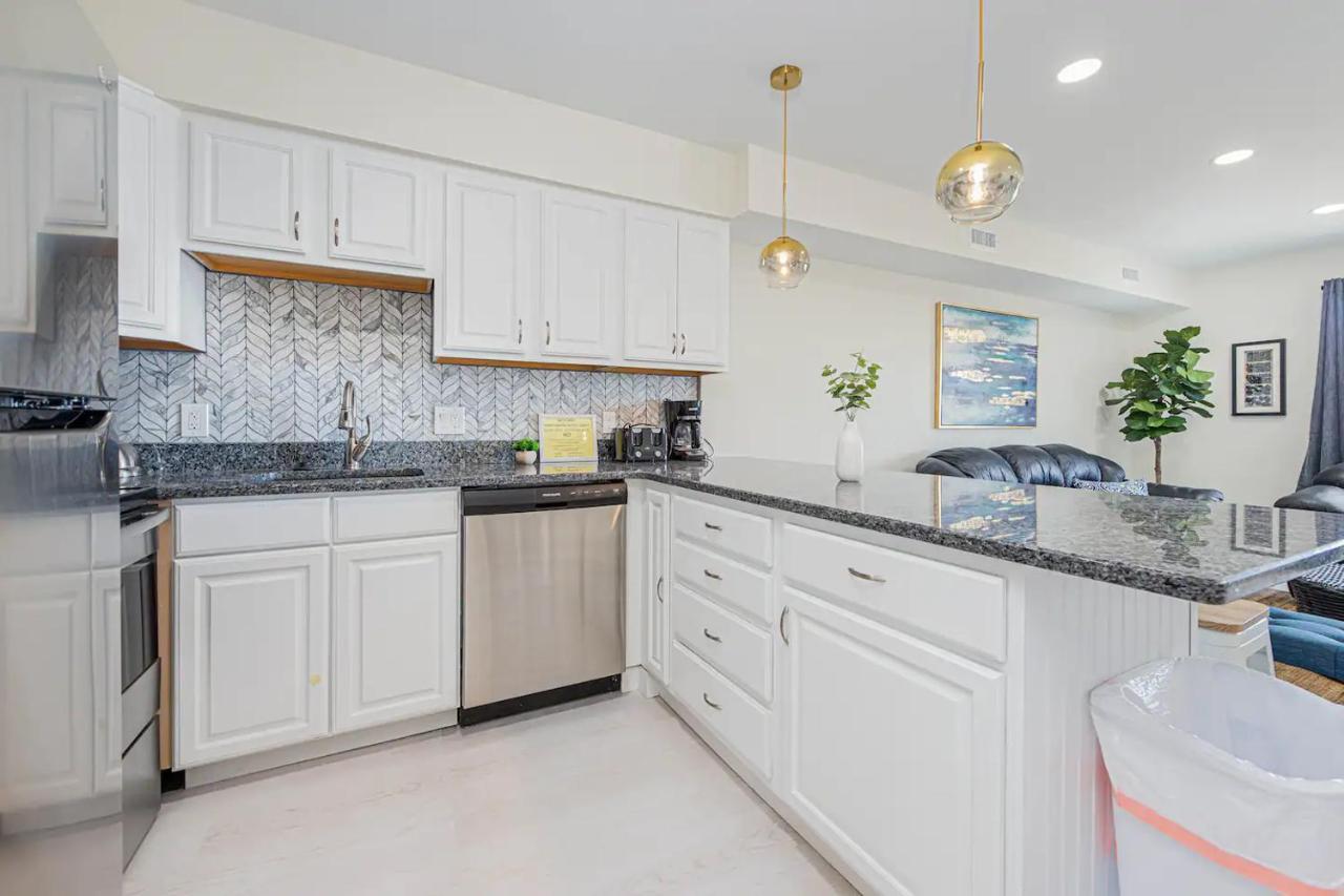 آوشين سيتي Marylander Condominiums, 90 Steps From The Beach المظهر الخارجي الصورة